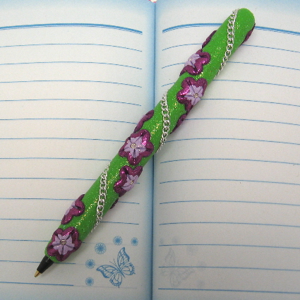 Chained Wrapped Flower Pen